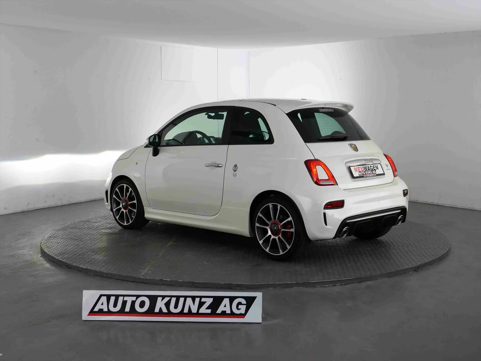 Fiat 500 Abarth 595 1.4 16V Turismo  Image 2